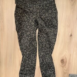 Base Pace Lululemon Leggings Size 4